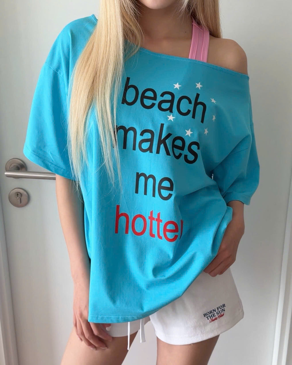 BEACH MAKES ME HOTTER
