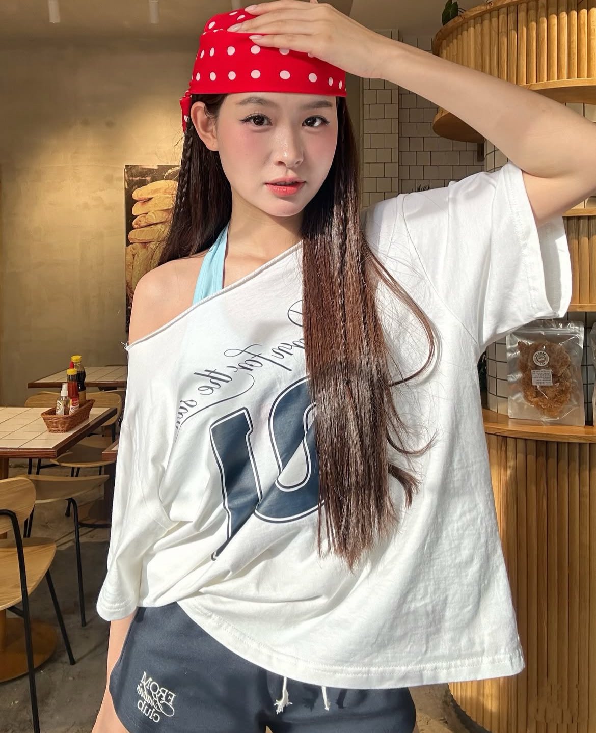 SUN OFF SHOULDER TEE